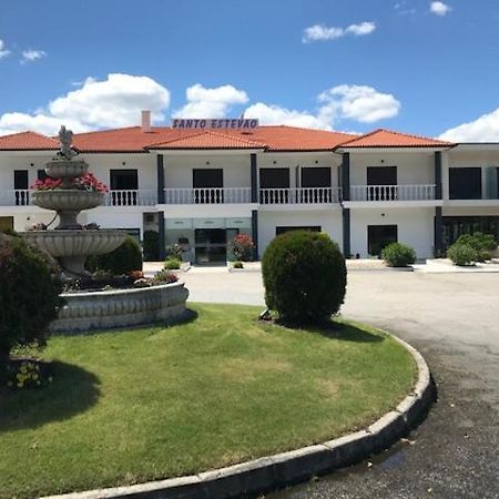 Restaurante Residencial Pizzaria S. Estevao Aguiar da Beira Esterno foto