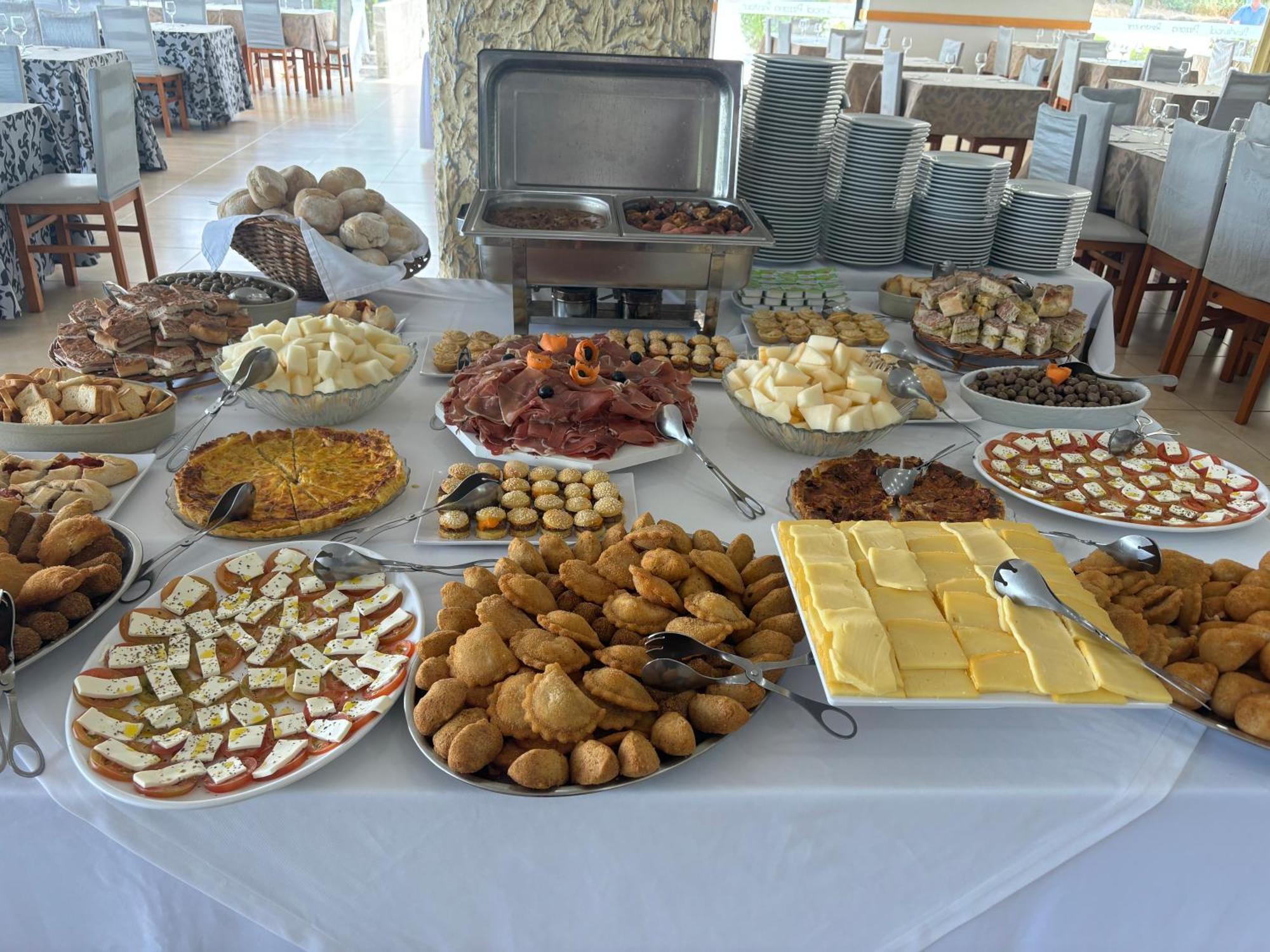 Restaurante Residencial Pizzaria S. Estevao Aguiar da Beira Esterno foto